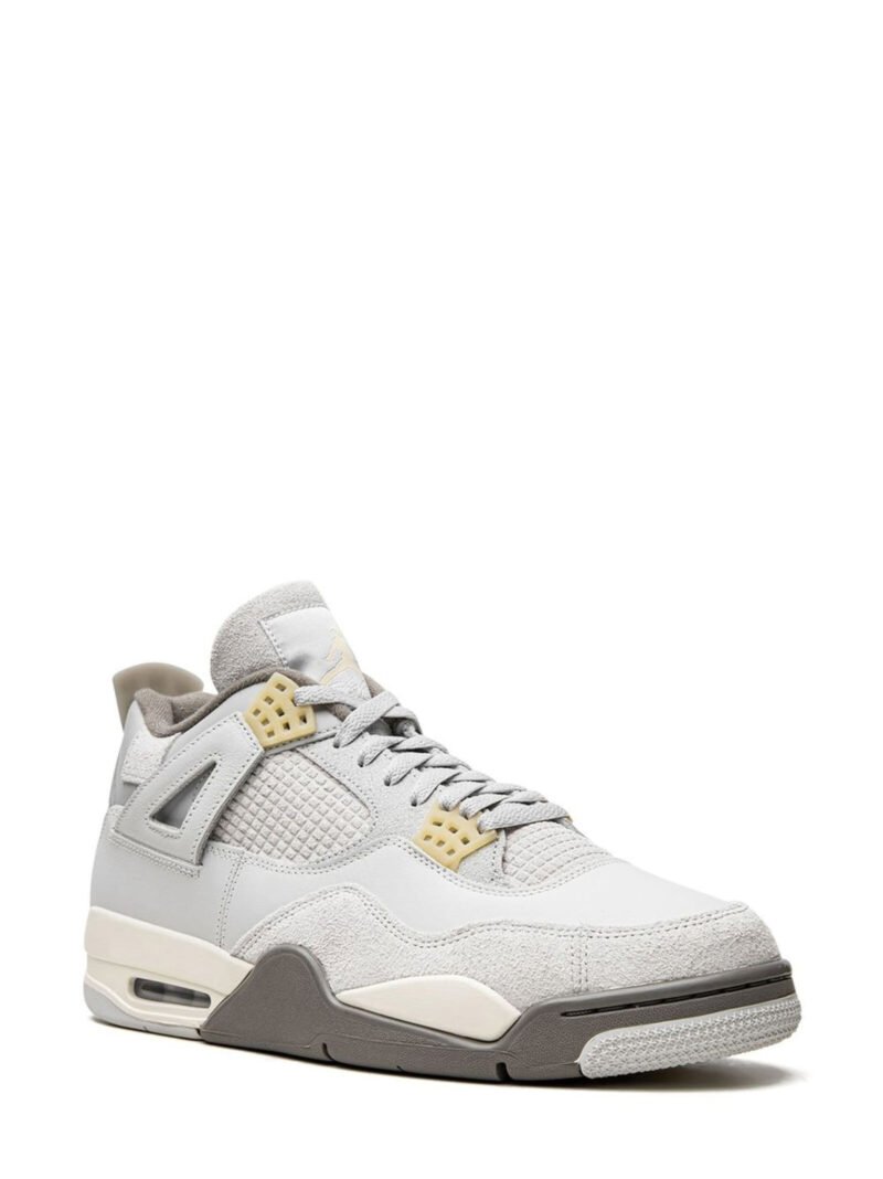 Jordan 4 Retro SE Craft Photondust