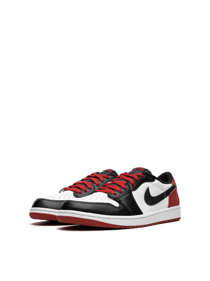 Jordan 1 Low OG Black Toe